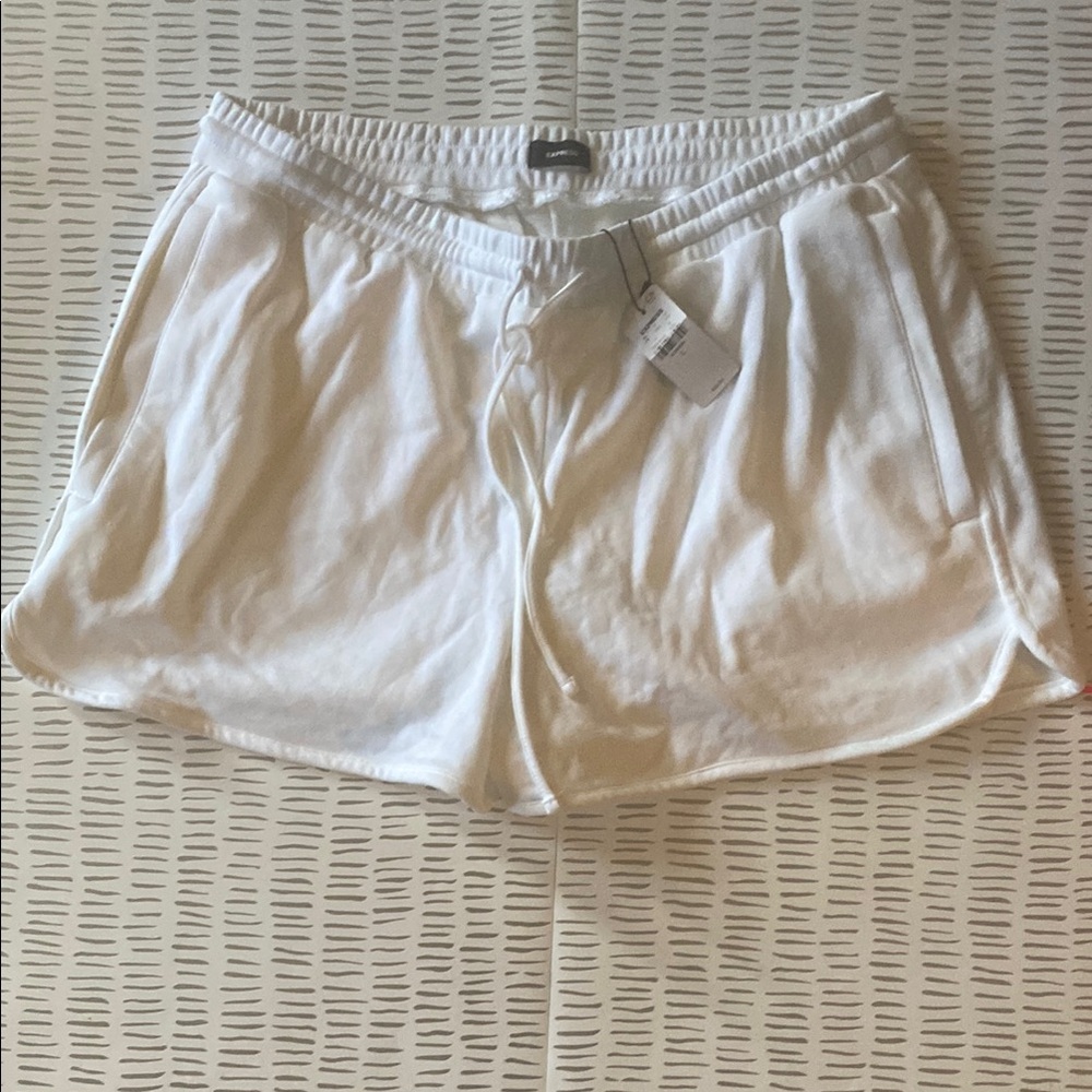 Express women’s white cotton shorts NWT